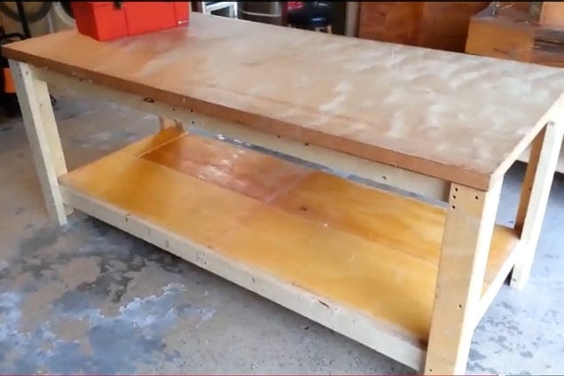 Inexpensive Solid Workbench