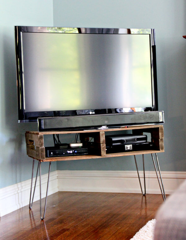 Pallet TV Stand