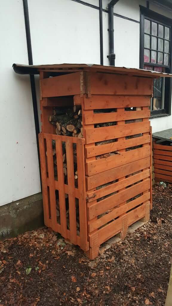 Euro Pallet Log Shed