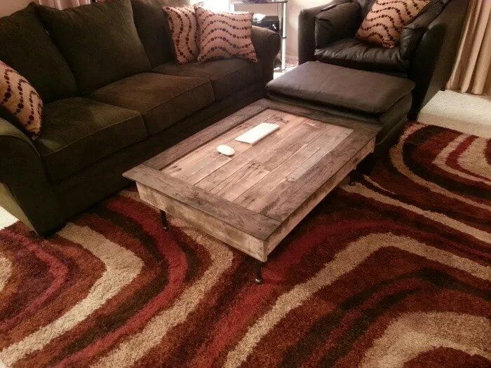 Low And Compact Pallet Coffee Table