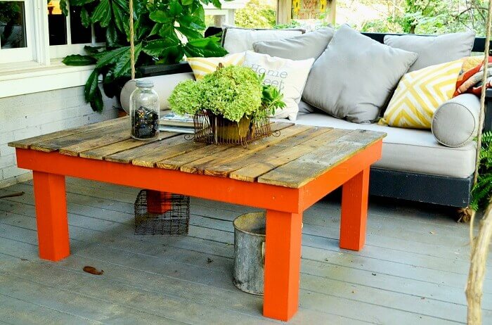 Outdoor Basic Pallet Board Coffee Table