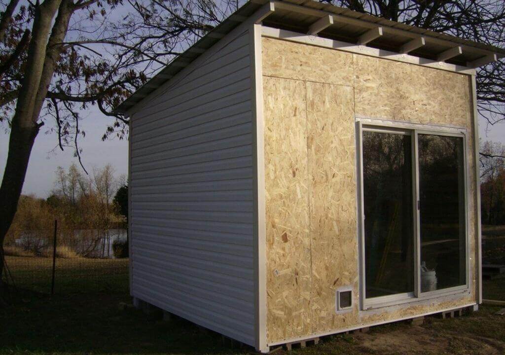 Pallet Shed Recycled building