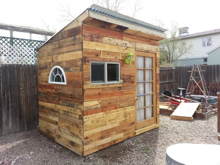 Playhouse Pallet Shed