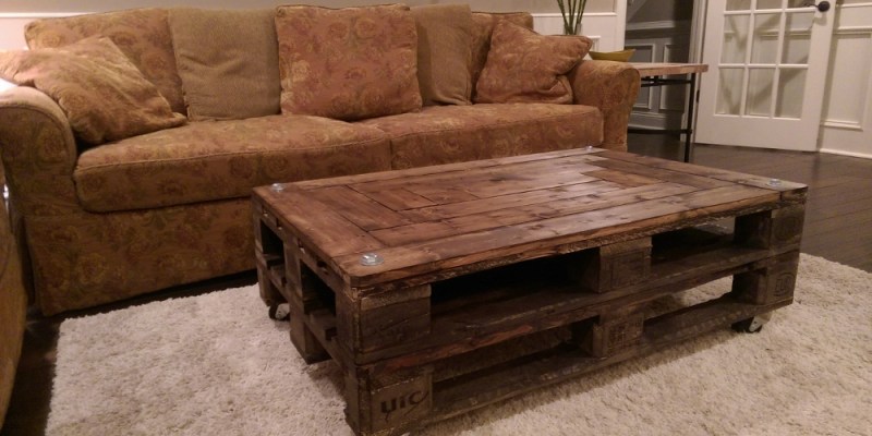 Rustic Upcycled Pallet Coffee Table