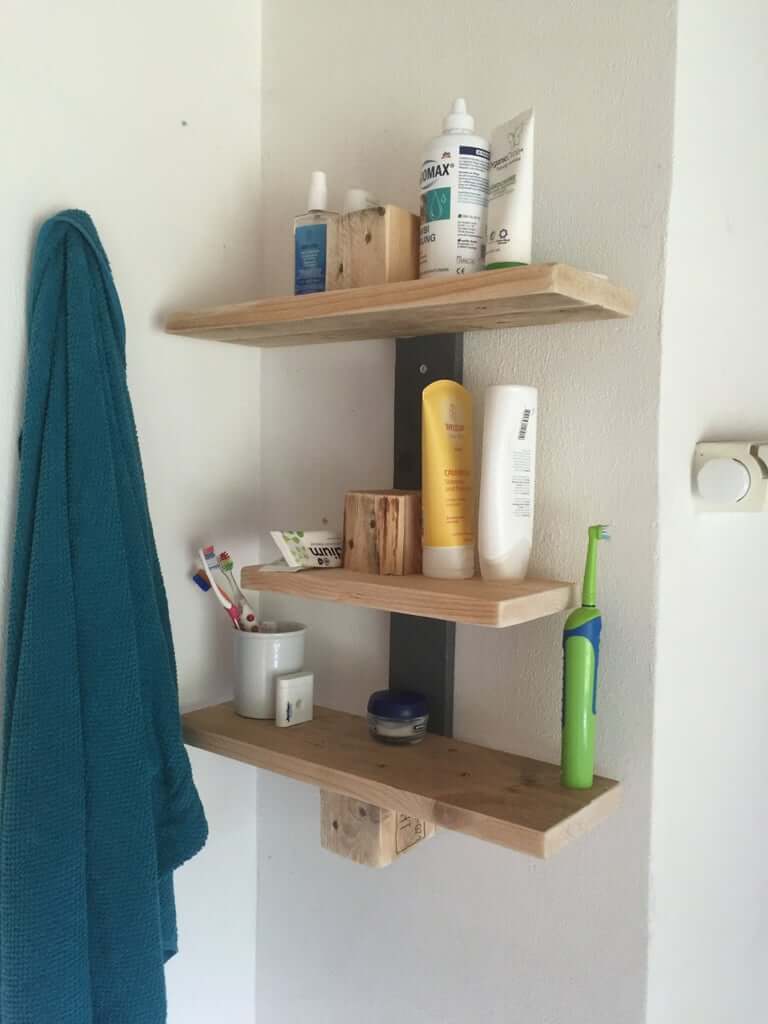 Pallet Bathroom Shelf