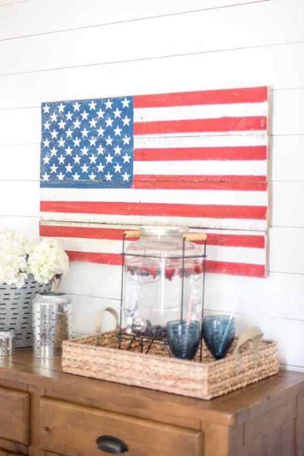 DIY Rustic Pallet Wood American Flag By Nina Hendrick