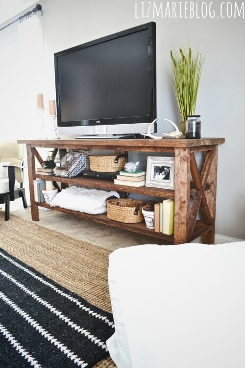 DIY TV Display From The White Cottage Farm