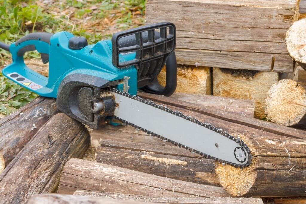 how do you choose the best electric chainsaw
