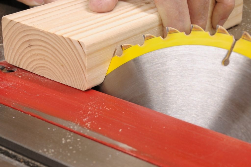 Bevel Cuts table saw