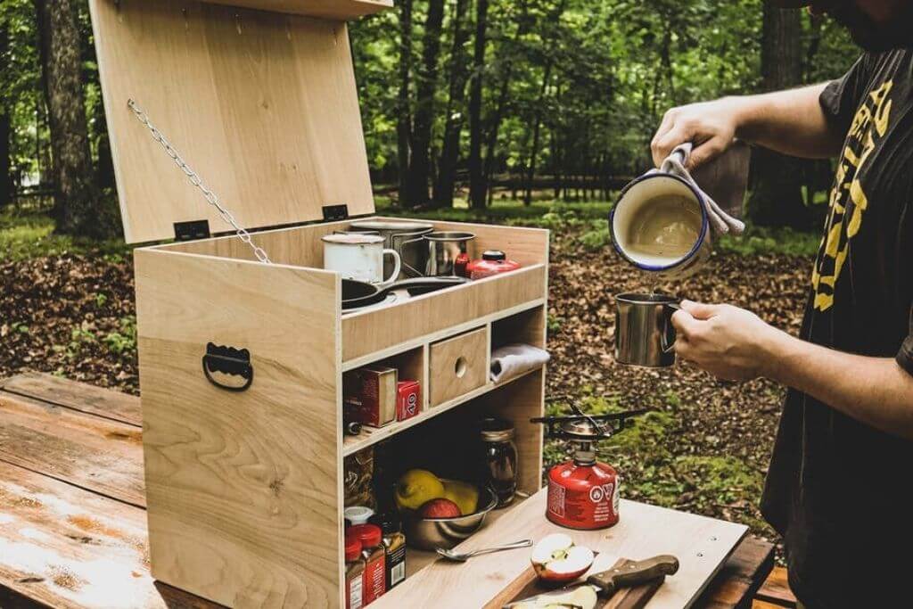 DIY Lightweight Camp Chuck Box
